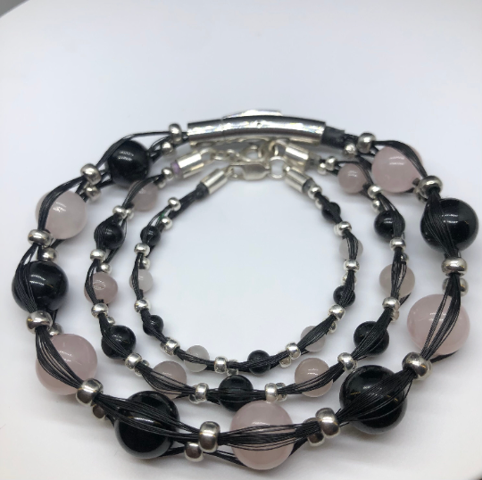 Bracelet en argent crin de cheval et pierres précieuses