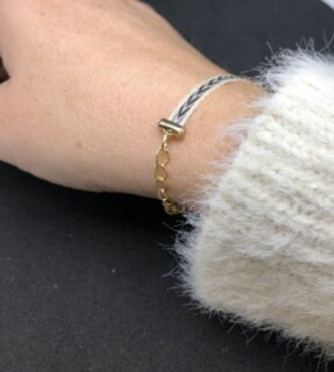 bracelet en crin de cheval tissé plaqué or