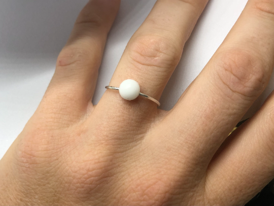Bague Solitaire perle de lait maternel