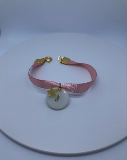 Bracelet ruban et médaillon