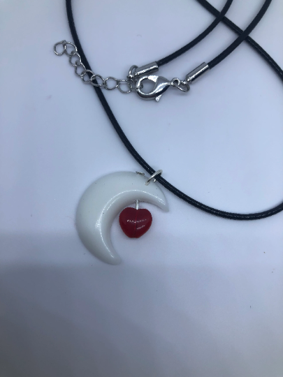 Pendentif Lune de lait